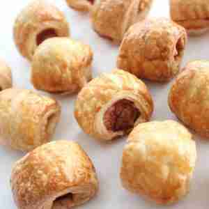 zoomed in mini sausage rolls flo viennoiserie