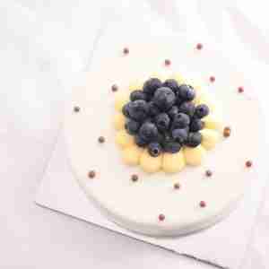 mont blanc gluten free cake with blueberries and cream