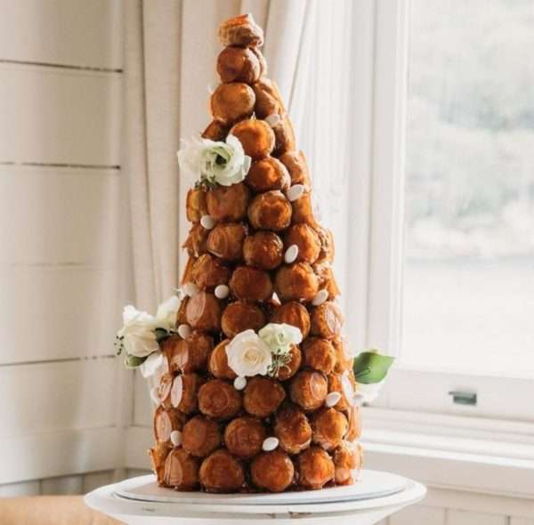 Croquembouche tower